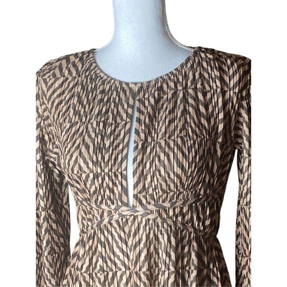 Zara Brown Beige Herringbone Pleated Center Slit Airy Cocktail Mini Dress Size M - Picture 3 of 6